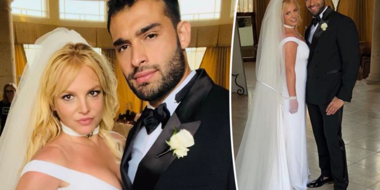 Britney Spears had 'panic attack' before Sam Asghari wedding