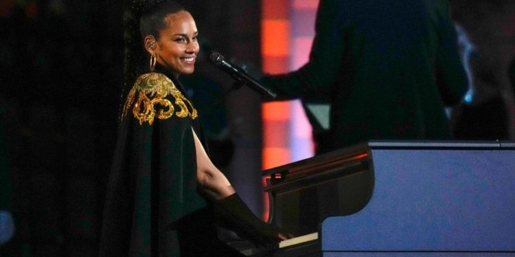 Brits confused by Alicia Keys singing 'Empire State of Mind' for Queen's Jubilee