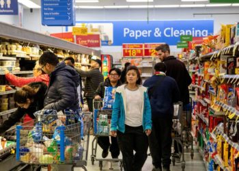 Canada inflation up near 40-year high; calls mount for 75-bps rate hike