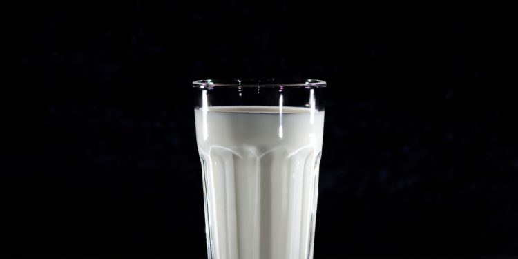 New study associates intake of dairy milk with greater risk of prostate cancer