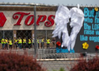Police Dispatcher Fired After Allegedly Hanging Up On Store Employee During Buffalo Shooting