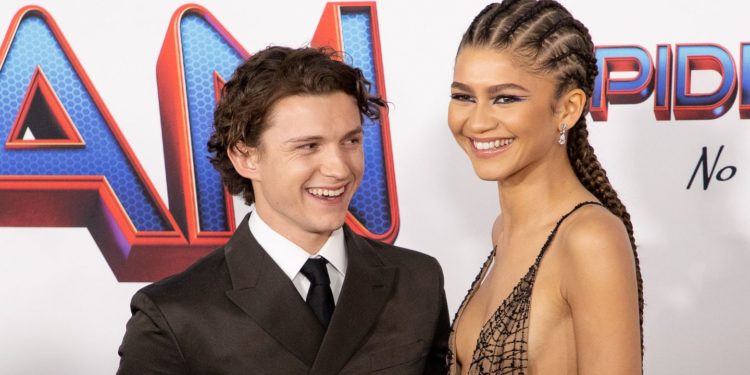 Tom Holland And Zendaya Thank Fans Everywhere For Big Spider-Man Win