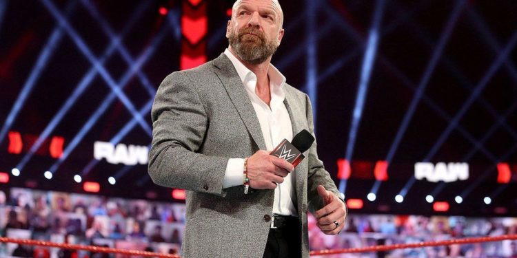 Triple H was inducted into the WWE Hall of Fame with DX!