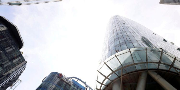 China Evergrande CEO, CFO step down after probe into property services unit