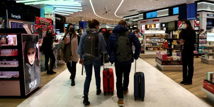 Strikes disrupt flights out of Paris CDG airport -operator