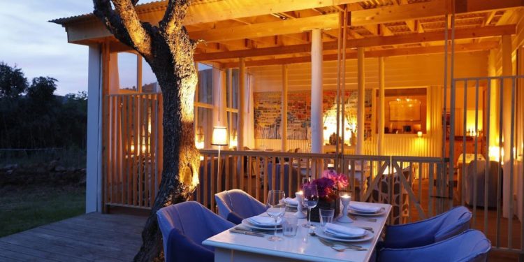 Touch The Vitality Of Nature At This Portuguese Country Retreat