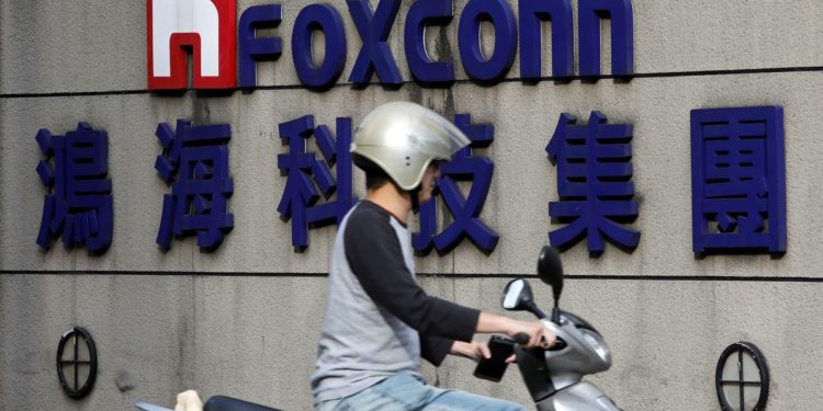 Apple supplier Foxconn’s Q2 profit up 12% on cloud demand