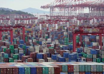 China July export growth seen cooling, imports likely to rise: Reuters poll