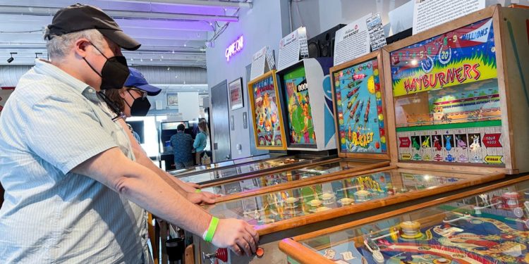 Back to the 1950s: New Jersey beach town museum offers retro thrills for pinball fans