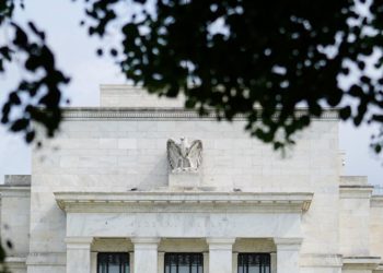 Central banks will fail to tame inflation without better fiscal policy, study says