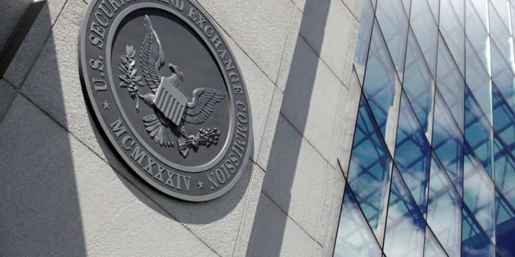 ESG funds face U.S. SEC probe over trading away votes – Bloomberg News