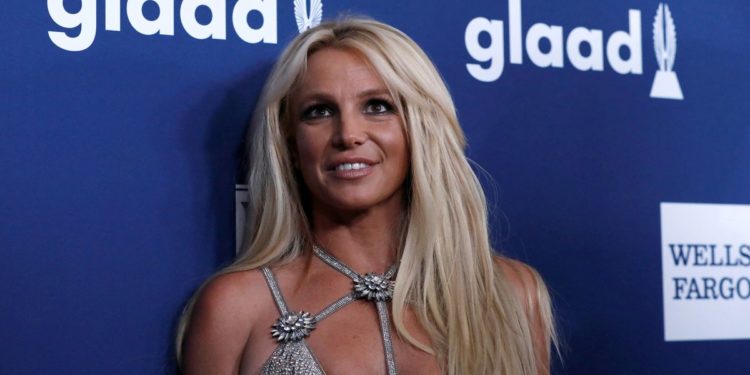 Britney Spears makes musical comeback with Elton John duet