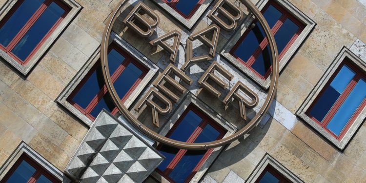 Bayer welcomes ruling against BASF claim on seed businesses