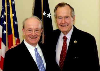 U.S. Research Grants Should Require Data Sharing: Cancer Moonshot Pathways