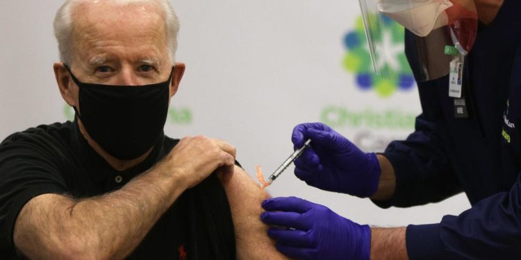 U.S. Won’t Pay For Covid-19 Shots Soon. Here’s How It Could Work