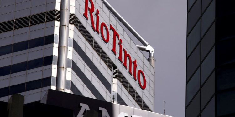 Rio Tinto attracts several proposals to build 4 GW of wind, solar power