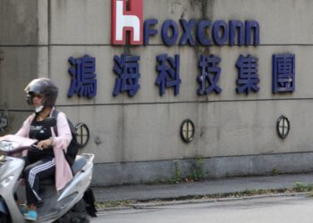 Apple supplier Foxconn to invest $300 million more in northern Vietnam, state media reports