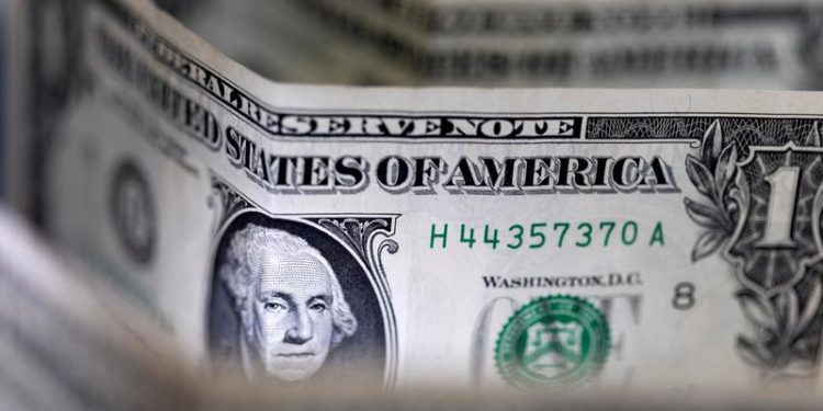 Dollar struggles at 6-week lows vs yen as markets ramp up recession bets