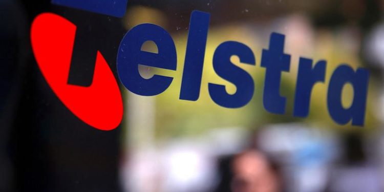 Telstra to address competition concerns over Optus’ 5G roll-out – regulator