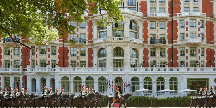 Keep On Moving… Says The Iconic Mandarin Oriental Hyde Park