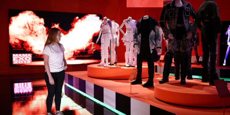 V&A celebrates ‘Korean Wave’ of popular culture with new exhibition
