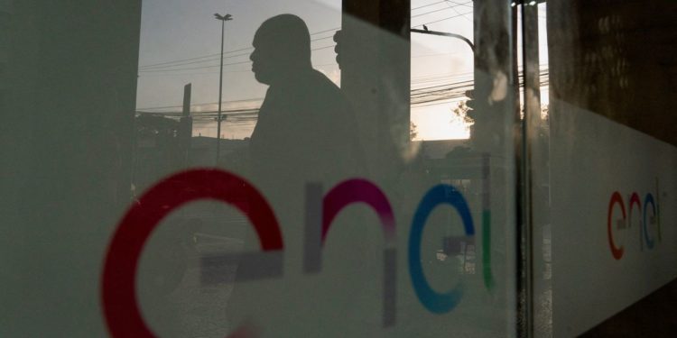 Enel CEO awaits word on sale of Russian unit to Lukoil