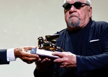 Filmmaker Paul Schrader toys with writing a female ‘Taxi Driver’