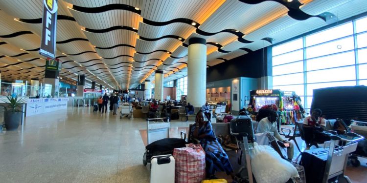 Air traffic controllers suspend strike in West and Central Africa