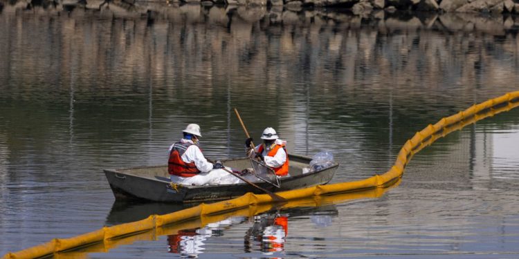 Amplify Energy to pay $5 mln to settle criminal charges over California oil spill