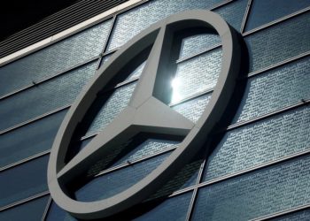 Mercedes-Benz climate case dropped by German court, appeal planned