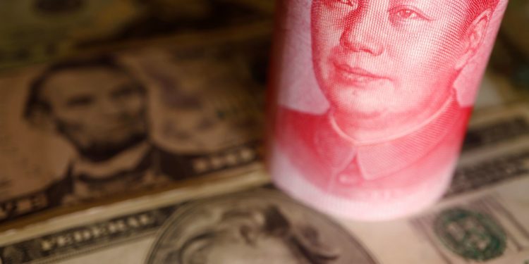 China c.bank to cut FX reserve ratio to help limit yuan weakness
