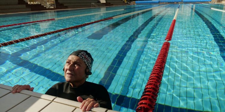 Brrrr! Wetsuits required as French outdoor pool cuts heating