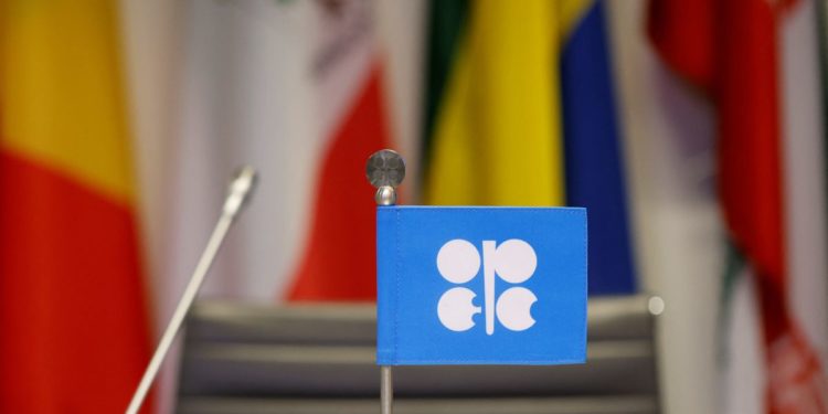 Oil rises to 3-week highs as OPEC+ agrees to deep cuts, U.S. stockpiles fall
