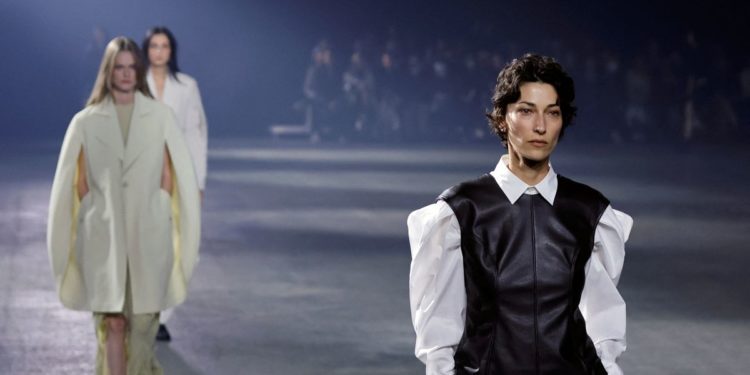 Issey Miyake shows sculptural looks at Paris Fashion Week in nod to late designer