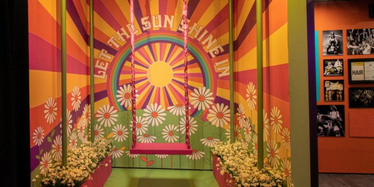 Showing off songs and sequins, Museum of Broadway opens in New York
