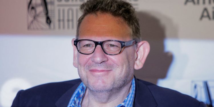 Universal Music CEO Grainge decries spam music on streaming platforms