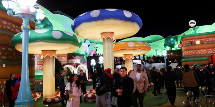 8-bit to theme park: Super Mario warps into Universal Studios Hollywood