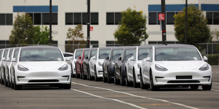 Tesla Could Start Making Cars in Mexico Next Year, Governor Says