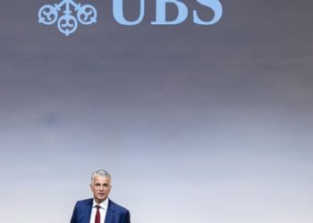 UBS Taps an Ex-C.E.O. to ‘Pilot’ Its Takeover of Credit Suisse