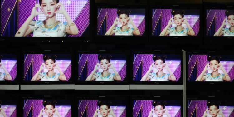 Are they for real? South Korean girl band offers glimpse into metaverse