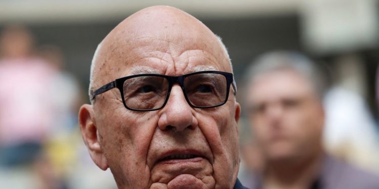 Media mogul Rupert Murdoch engaged to Ann Lesley Smith
