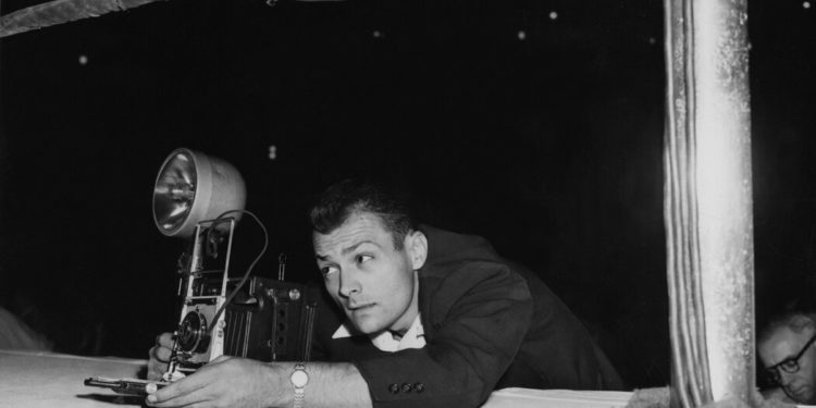 Neal Boenzi, Top New York Times Photographer for Four Decades, Dies at 97