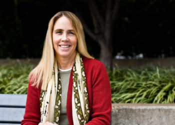 Alicia C. Shepard, 69, Dies; Ombudsman Defended NPR in Torture Debate