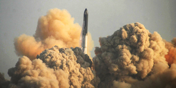 SpaceX’s Starship Kicked Up a Dust Cloud, Leaving Texans With a Mess
