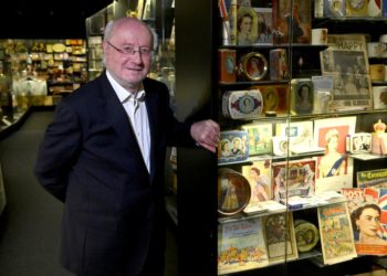 From 1953 beer to royal syrup, British collector charts coronation brands