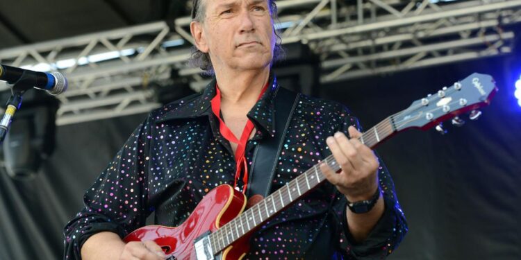Blues Image Frontman Mike Pinera Dead at 76
