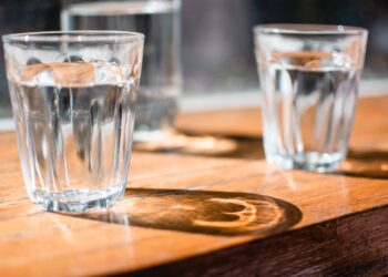 Drinking plenty of water helps with a variety of conditions from obesity to migraines, researchers find