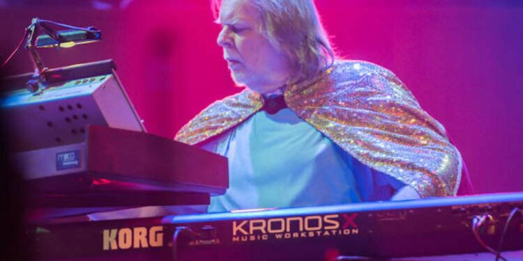 Rick Wakeman Says Record Industry Can Be Easily Saved
