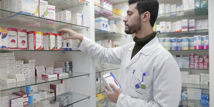 Risk perception and antibiotic resistance: Bridging knowledge and action
