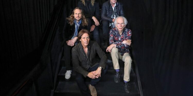 Yes Singer Says New Lawsuit Is 'Utterly Fictitious'